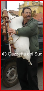 Lo zampognaro. Una figura che sembra oramai scomparsa
